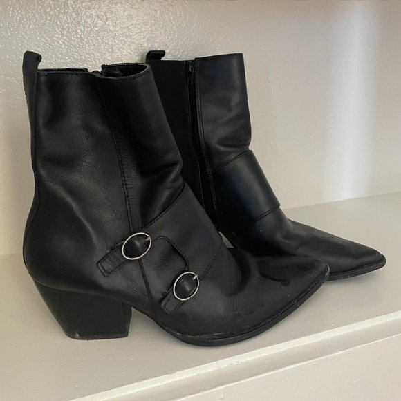 Rocker boot w/pointed toe and mid-heel, 39 - Picture 2 of 2